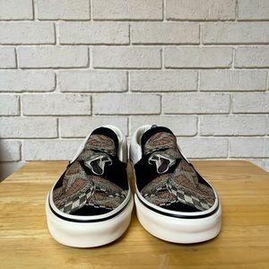 Classic Slip-On Vans “(Desert) Snake/Black”